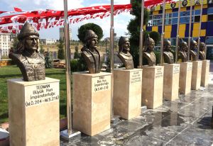 Türk Büyükleri Büstü Yapımı
