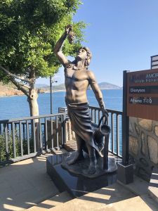 Dionisos Fiber ANtik Otel Heykeli Yapımı