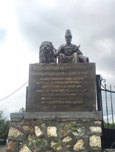 Hacı Bektaşi Veli heykeli 